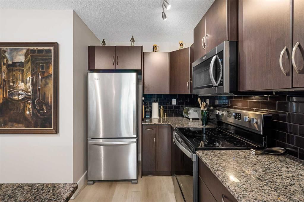 1503, 5605 Henwood Street SW, Calgary — photo 5 of 23