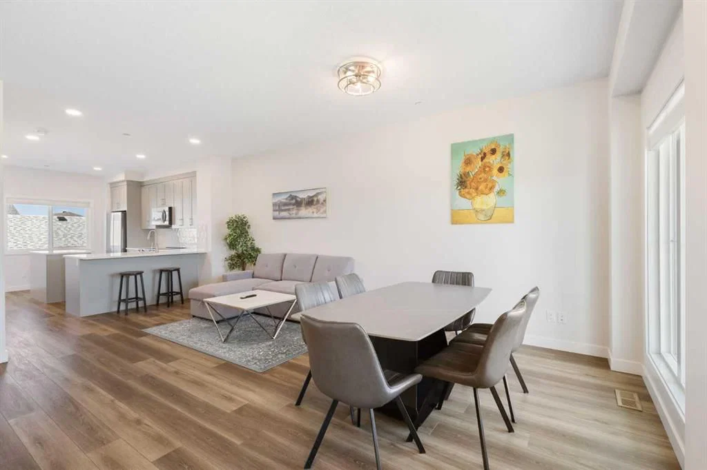 251 Lucas Boulevard NW, Calgary — photo 3 of 35
