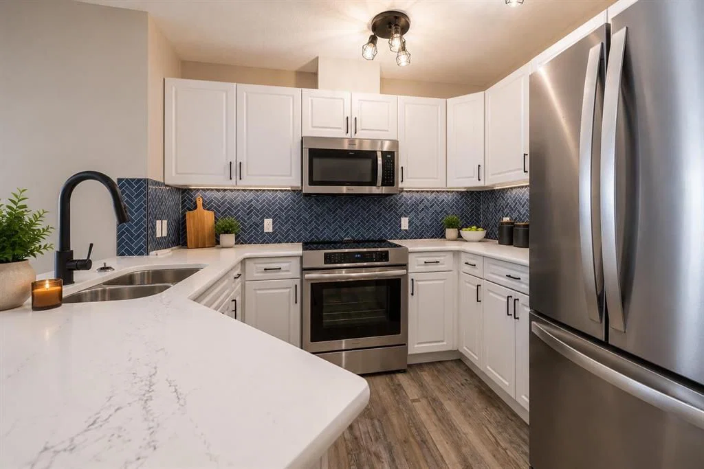 304, 1021 Ross Street, Crossfield — photo 3 of 17