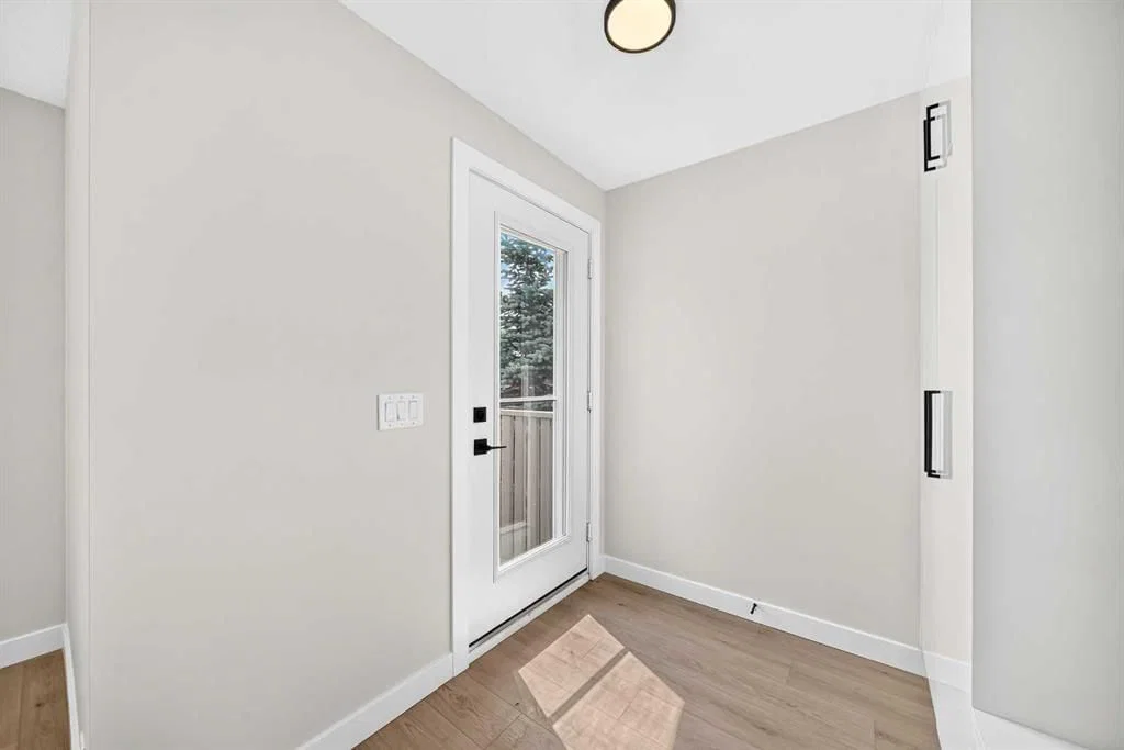 4 Abingdon Court NE, Calgary — photo 3 of 45