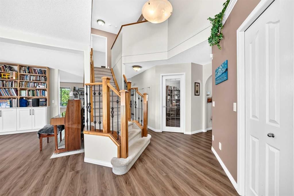 60 Harvest Park Way, Calgary — photo 3 of 49