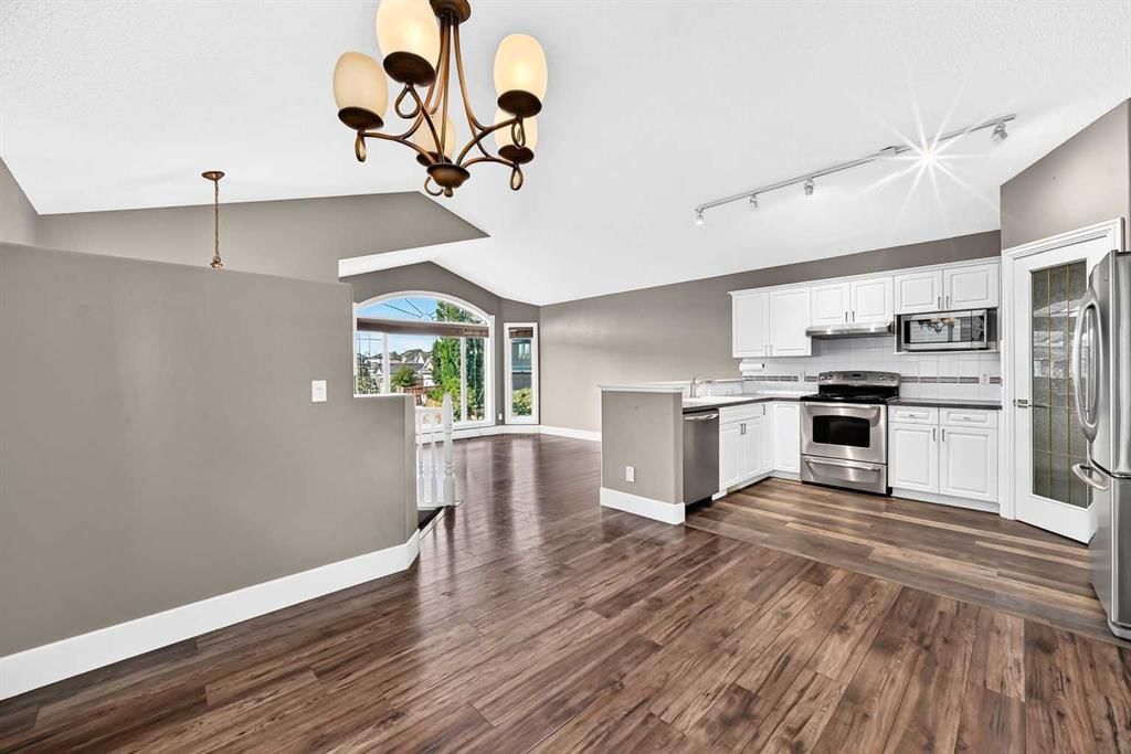 37 Chaparral Ridge Link SE, Calgary — photo 3 of 36