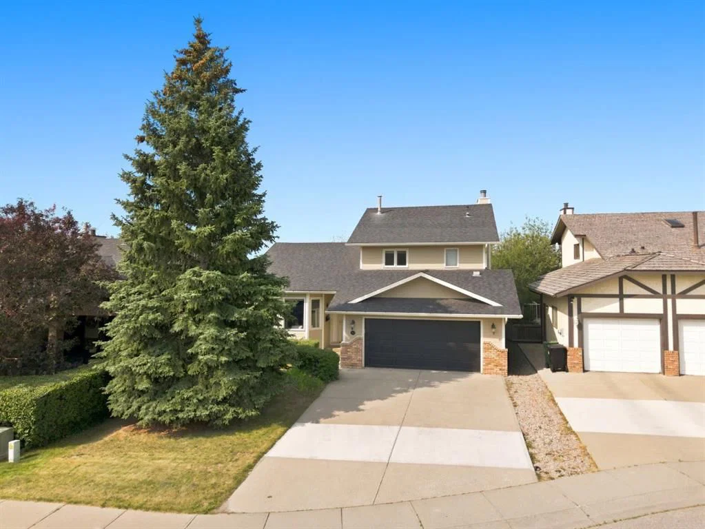 473 Hawkford Way NW, Calgary — photo 5 of 48