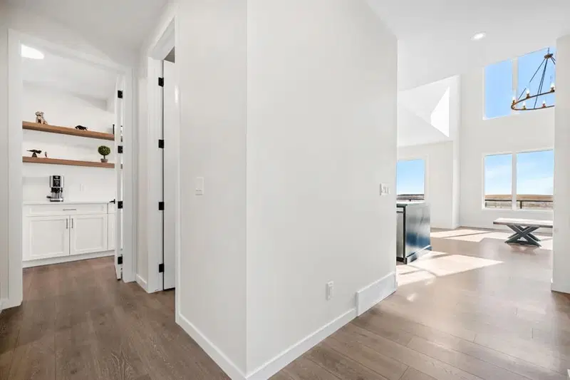 66 Savoy Landing SE, Calgary — photo 4 of 47