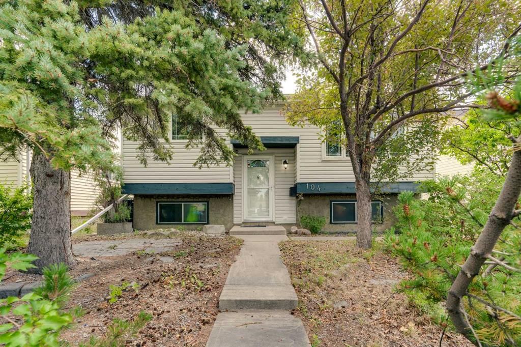 104 Falsby Way NE, Calgary — main listing photo