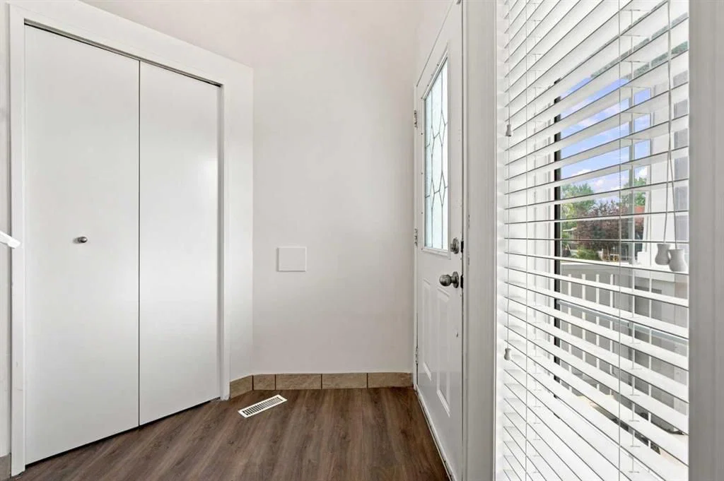 11 Martin Crossing Rise NE, Calgary — photo 3 of 46