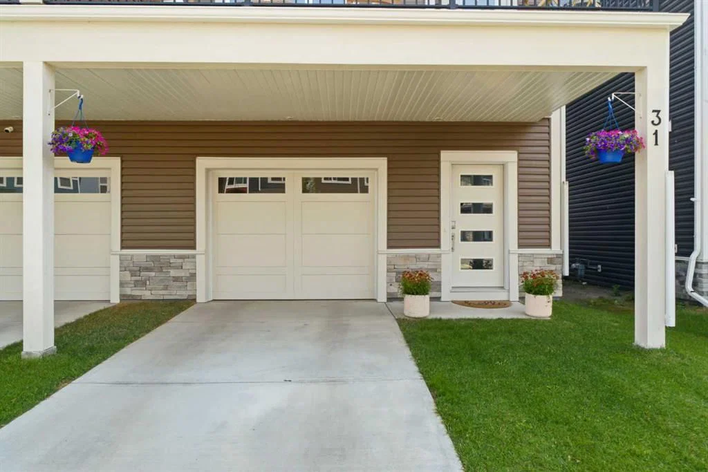 31 Seton Row SE, Calgary — photo 2 of 45