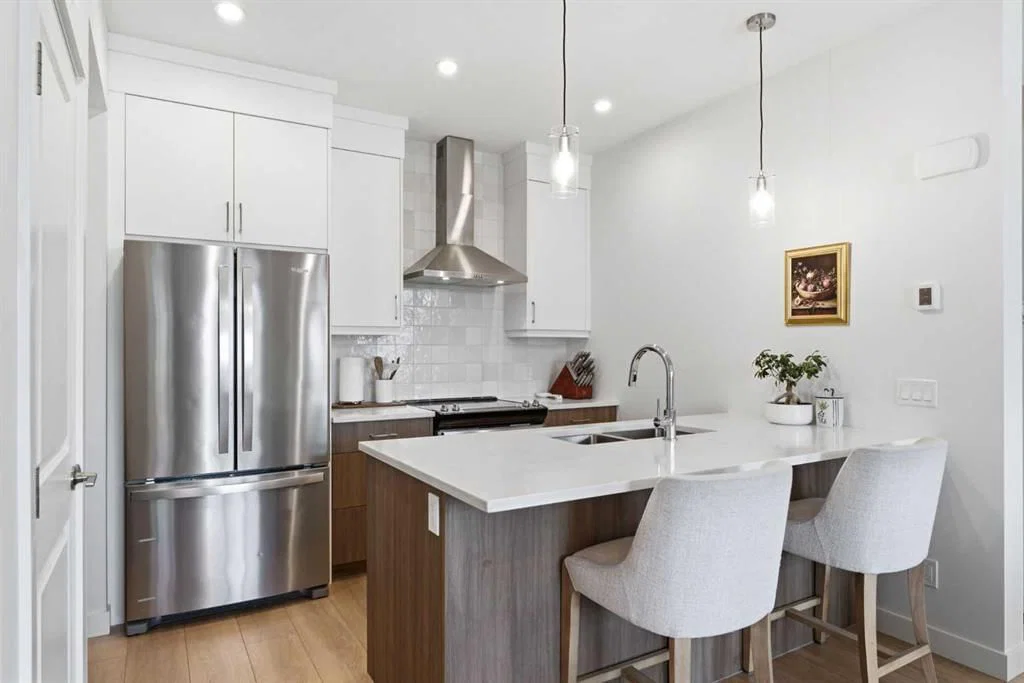 31 Seton Row SE, Calgary — photo 4 of 45
