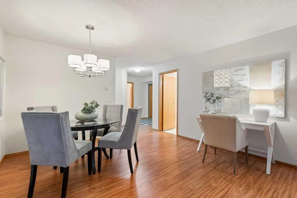 115, 7239 Sierra Morena Boulevard SW, Calgary — photo 3 of 49