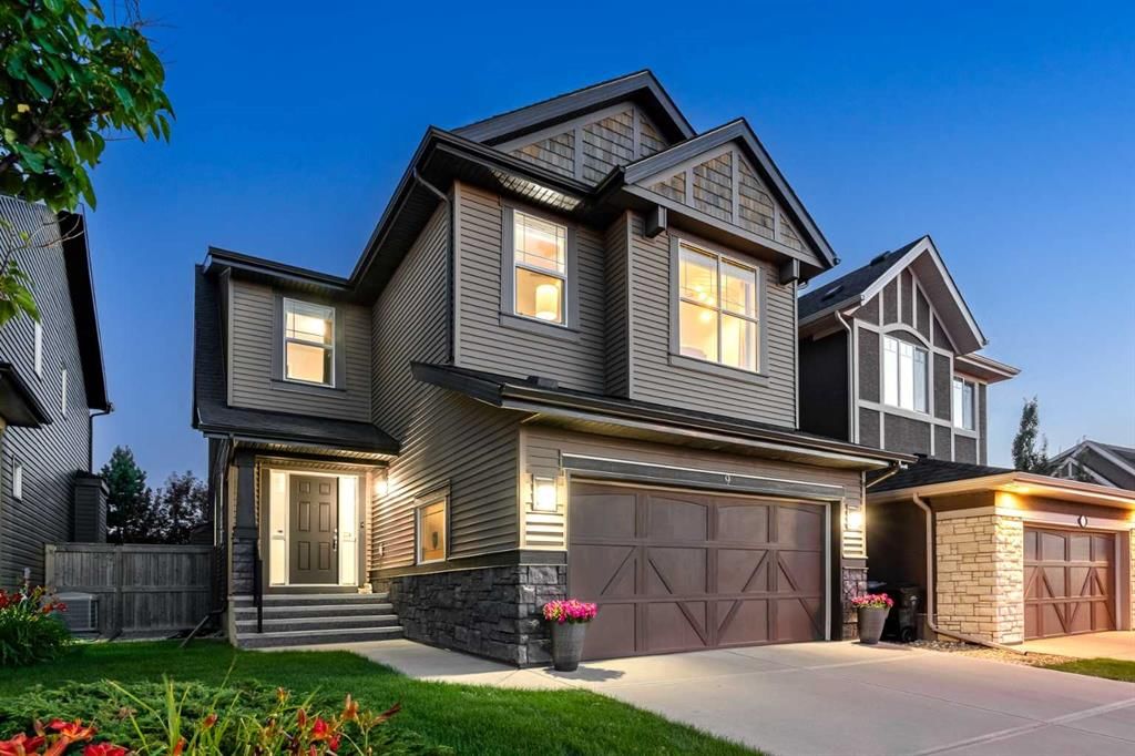 9 Aspenshire Crescent SW, Calgary — main listing photo