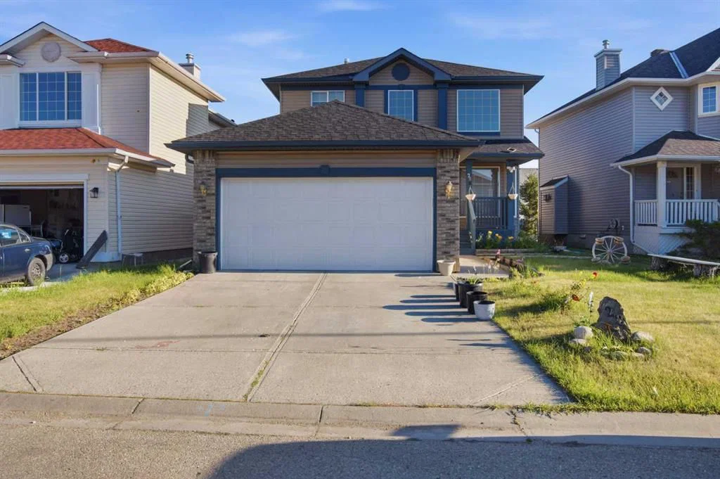 28 Coral Springs Close NE, Calgary — main listing photo
