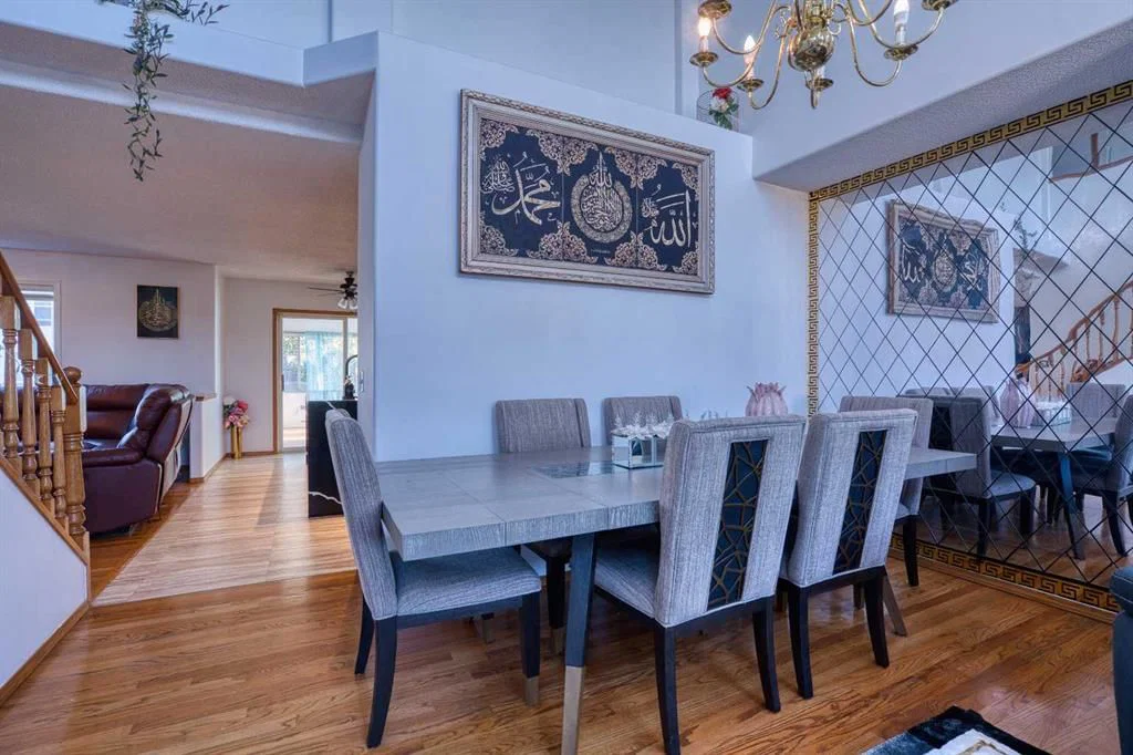 28 Coral Springs Close NE, Calgary — photo 5 of 32