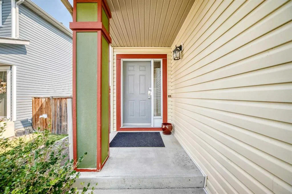988 Copperfield Boulevard SE, Calgary — photo 4 of 46