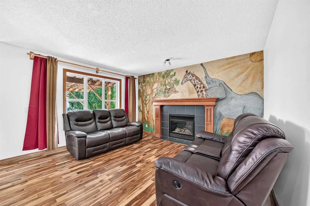 988 Copperfield Boulevard SE, Calgary — photo 5 of 46