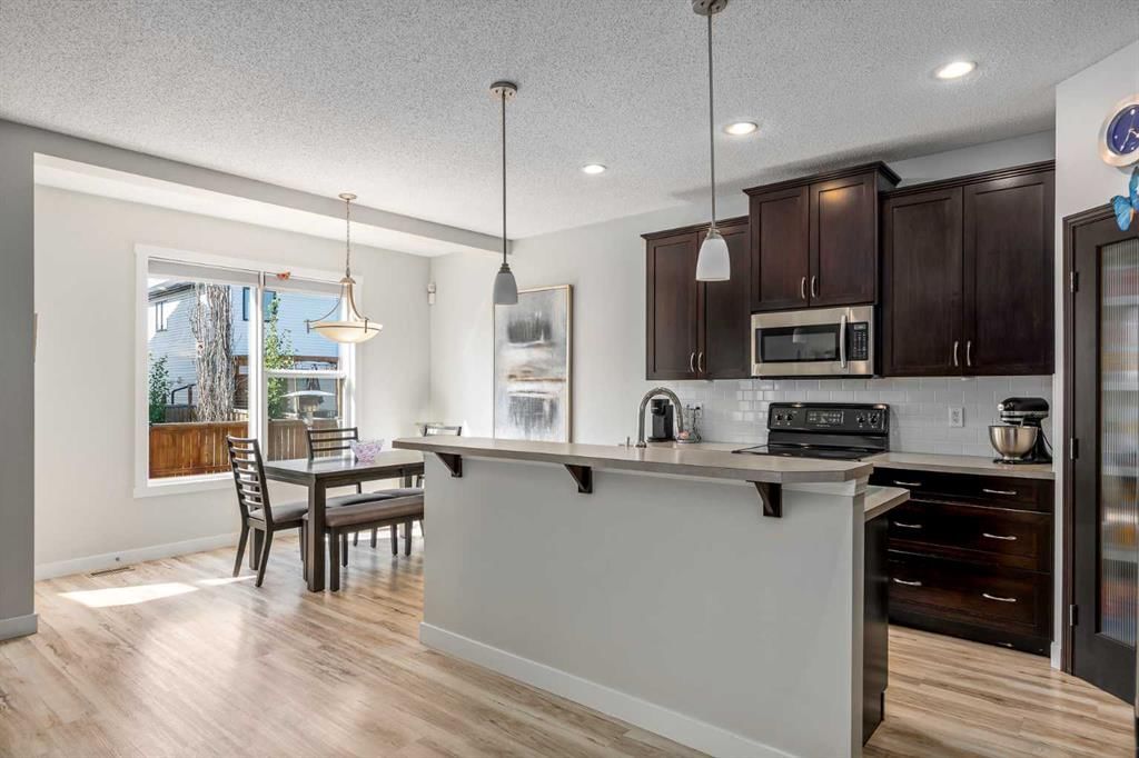 58 Copperstone Close SE, Calgary — photo 4 of 50