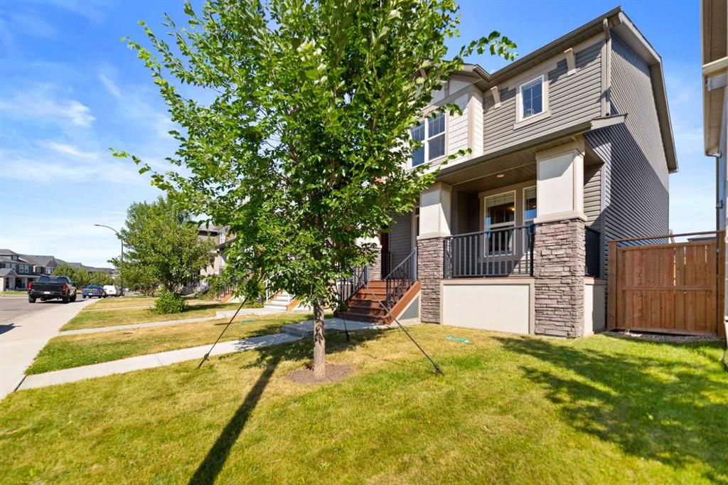 79 Legacy Glen Row SE, Calgary — photo 2 of 32
