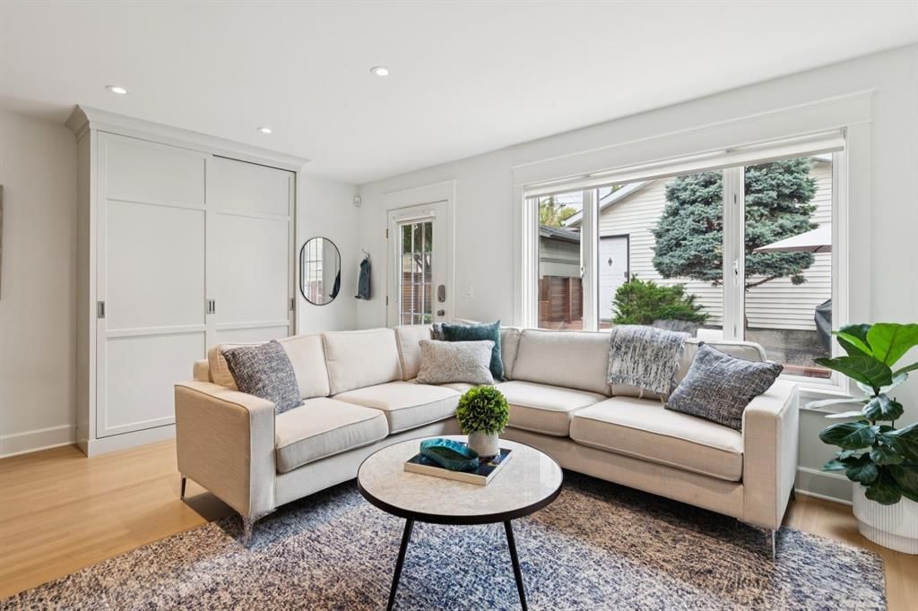 3605 2 Street SW, Calgary — photo 3 of 42
