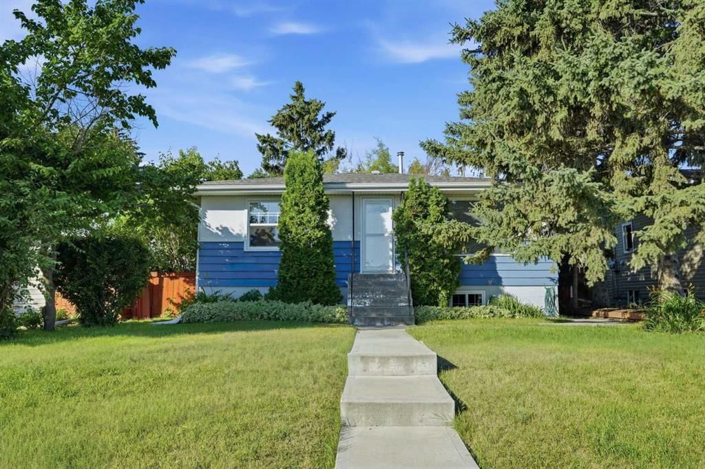 8335 34 Avenue NW, Calgary — main listing photo
