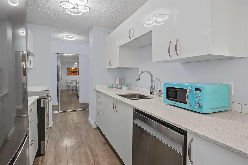 705, 924 14 Avenue SW, Calgary — photo 4 of 32