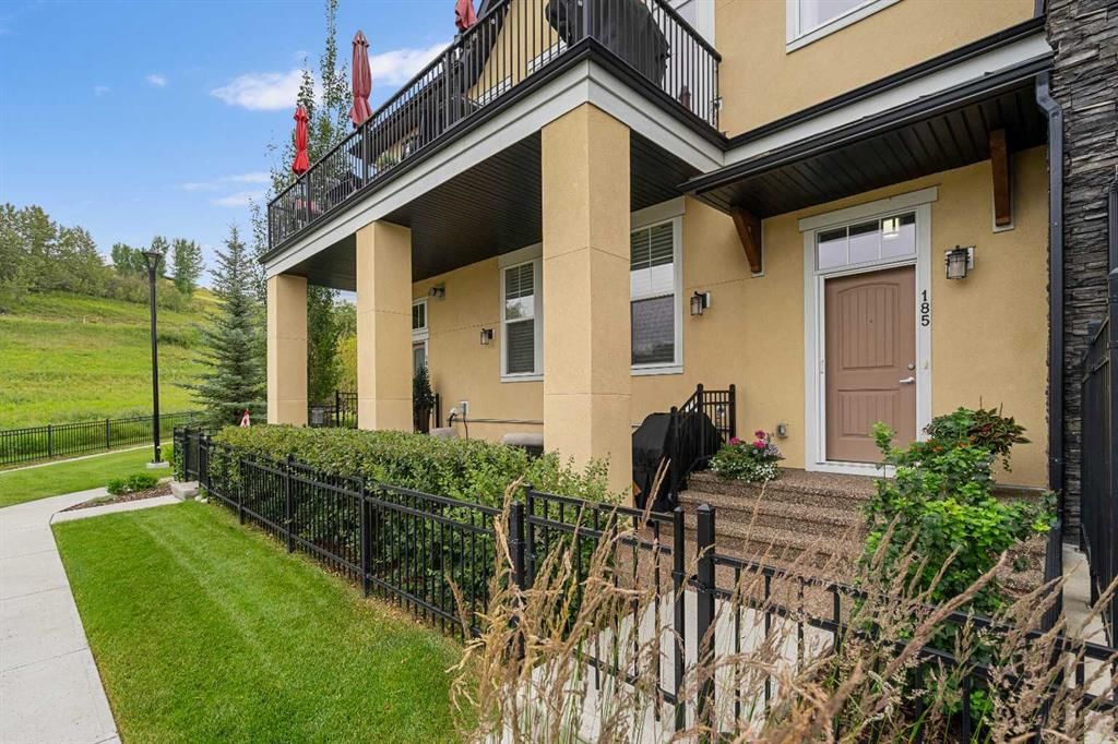 185 Cranbrook Villas SE, Calgary — main listing photo