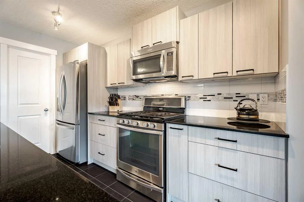 110 Skyview Ranch Manor NE, Calgary — photo 3 of 40
