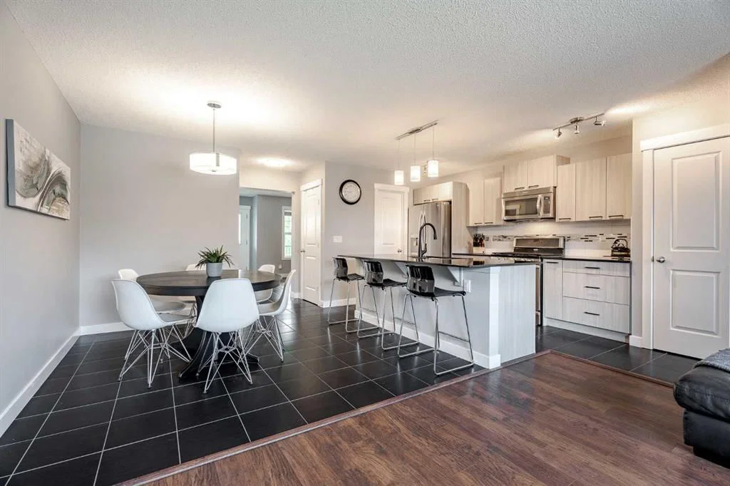 110 Skyview Ranch Manor NE, Calgary — photo 5 of 40