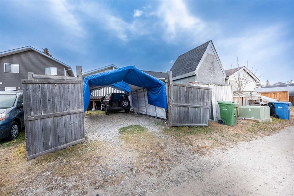 70 Martindale Boulevard NE, Calgary — photo 5 of 37