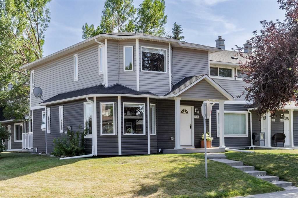 690 Regal Park NE, Calgary — main listing photo