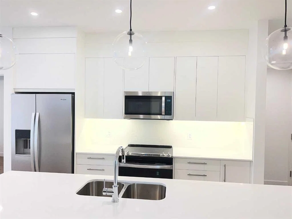 265 wolf willow blvd Boulevard SE, Calgary — photo 2 of 25