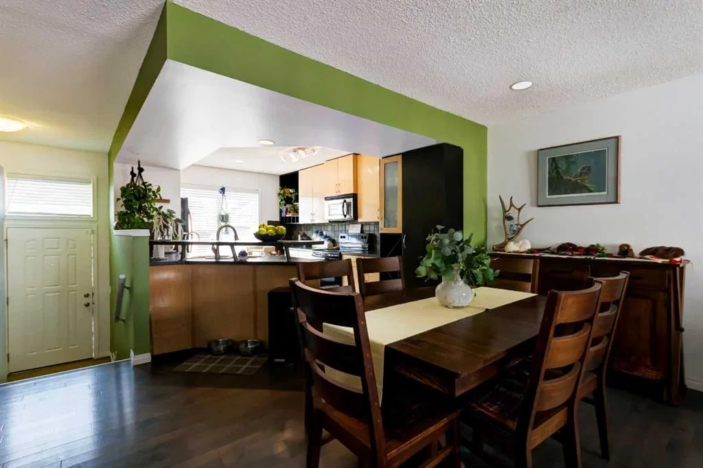 3240 New Brighton Gardens SE, Calgary — photo 4 of 32