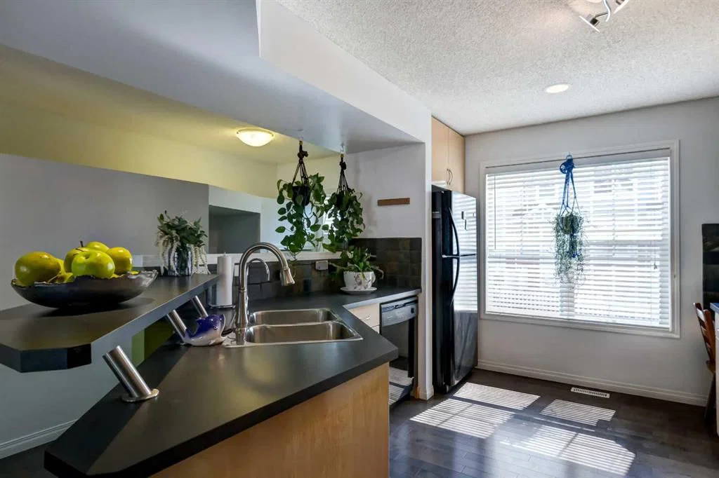 3240 New Brighton Gardens SE, Calgary — photo 5 of 32