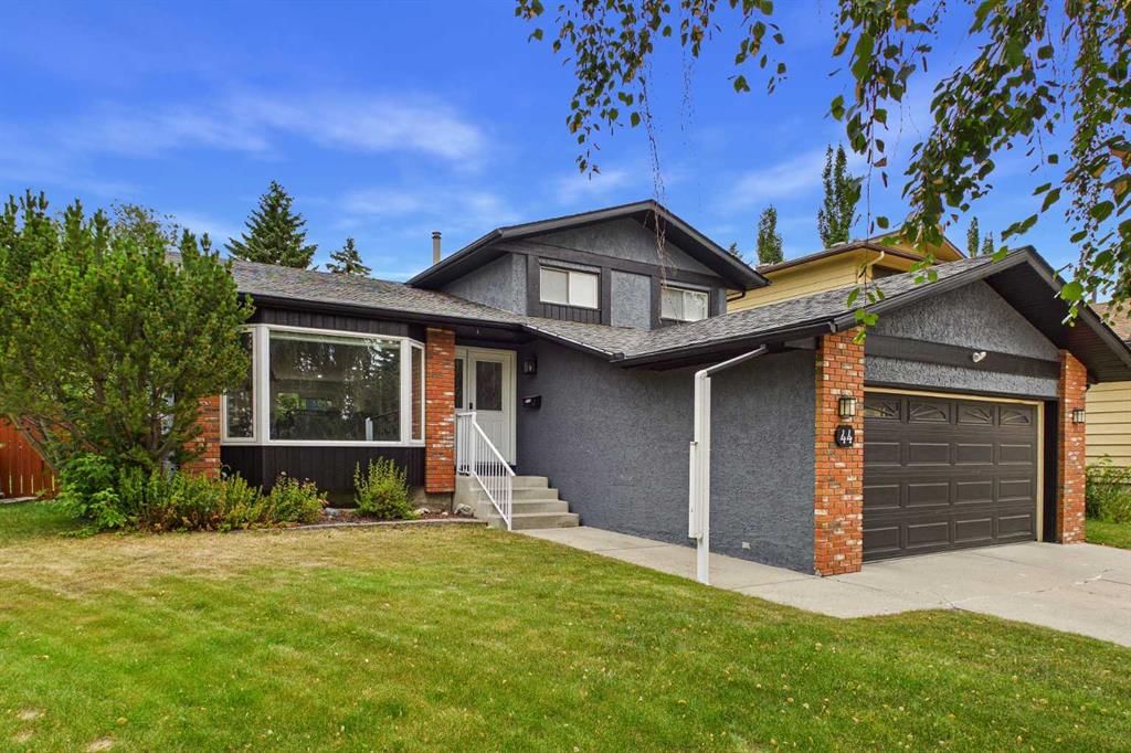 44 Woodbrook Place SW, Calgary — photo 2 of 41