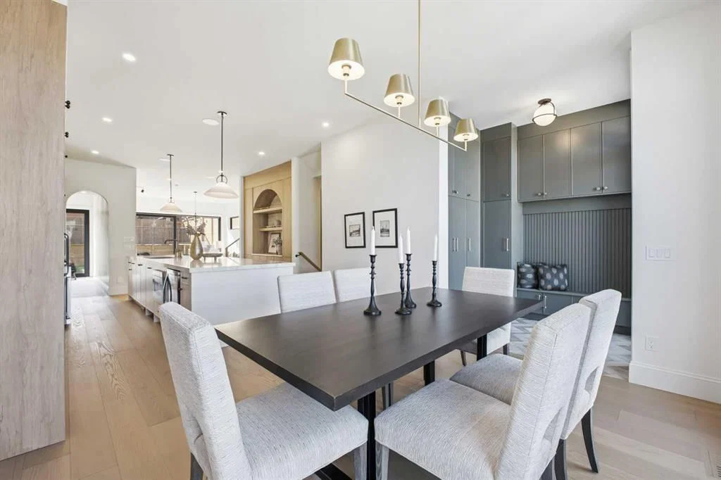 2025 27 Avenue SW, Calgary — photo 5 of 50