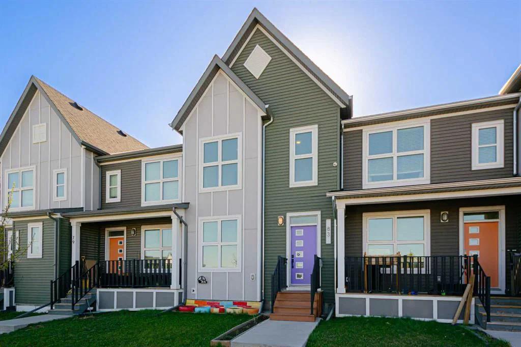 83 Savanna Park NE, Calgary — main listing photo
