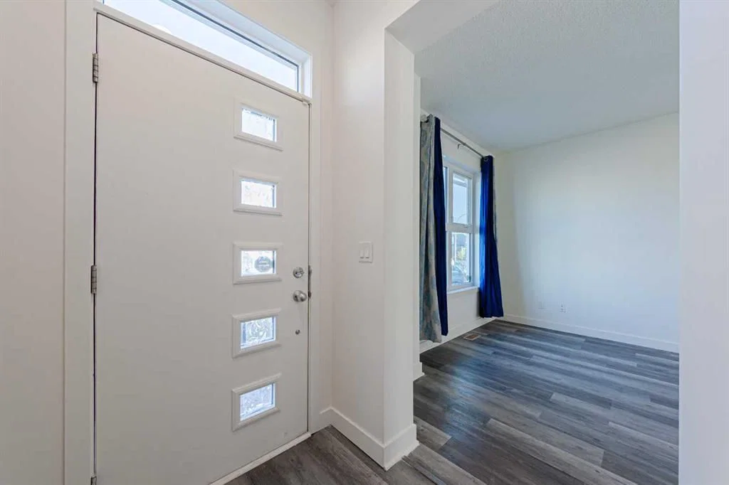 83 Savanna Park NE, Calgary — photo 4 of 20
