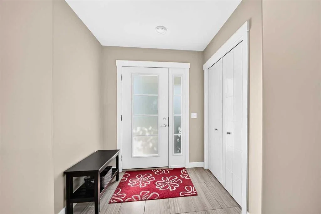551 Redstone View NE, Calgary — photo 3 of 26