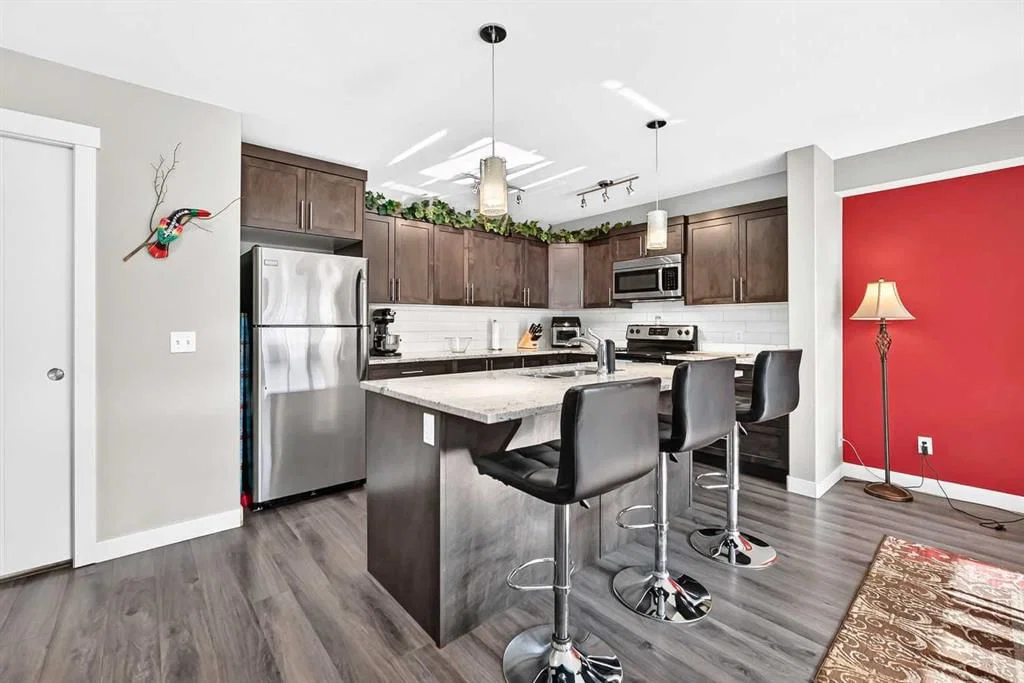 551 Redstone View NE, Calgary — photo 4 of 26