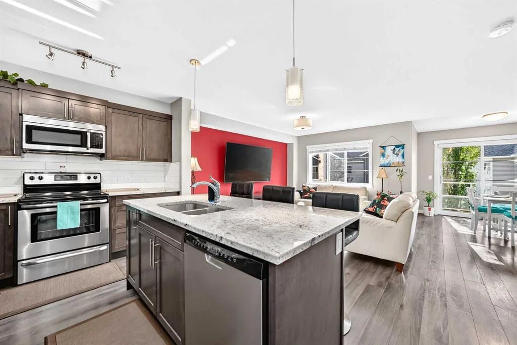 551 Redstone View NE, Calgary — photo 5 of 26