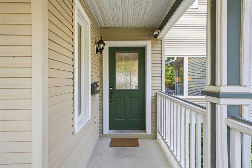 721 27 Avenue NW, Calgary — photo 5 of 50