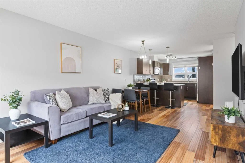 230 Covecreek Circle NE, Calgary — photo 2 of 29