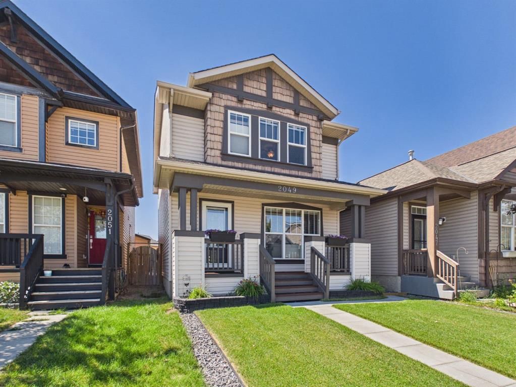 2049 New Brighton Gardens SE, Calgary — photo 2 of 39