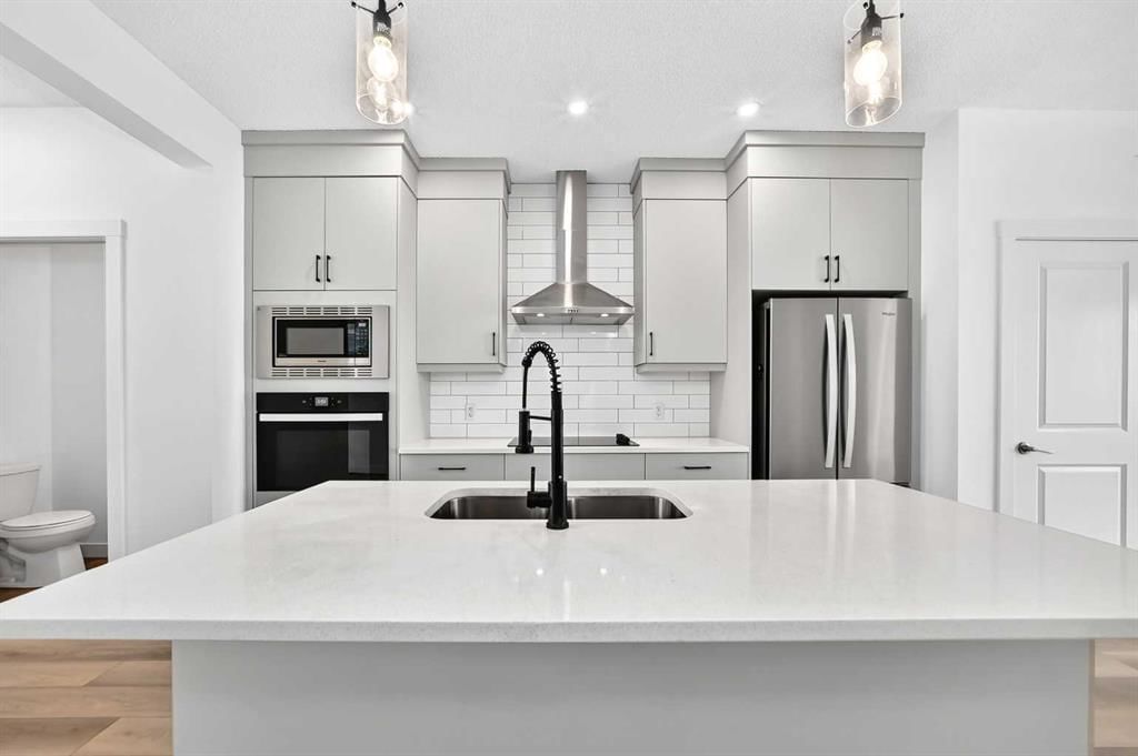 125 Herron Mews NE, Calgary — photo 5 of 50