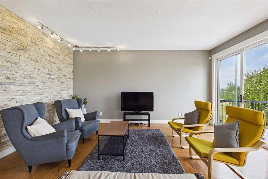 169 Brightonwoods Gardens SE, Calgary — photo 5 of 45