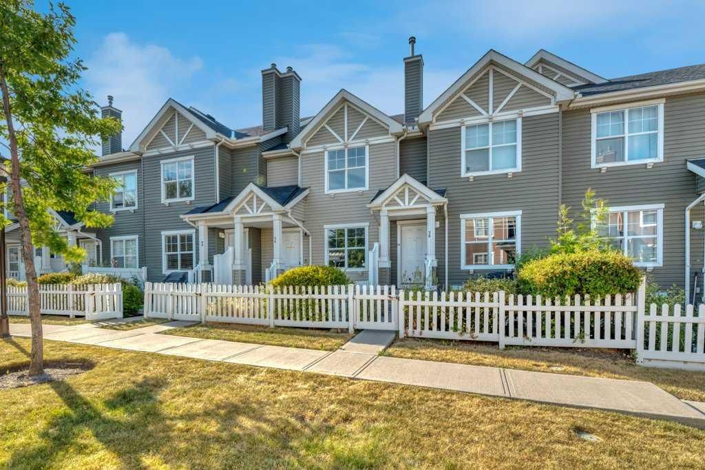 80 Elgin Gardens SE, Calgary — main listing photo