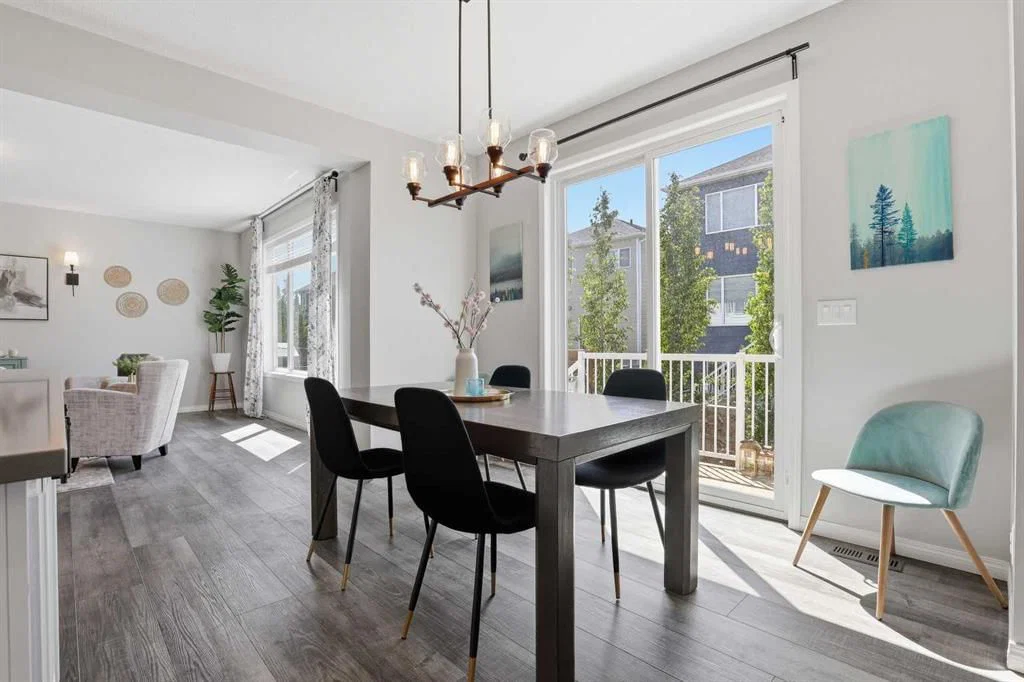 25 Yorkville Green SW, Calgary — photo 4 of 47