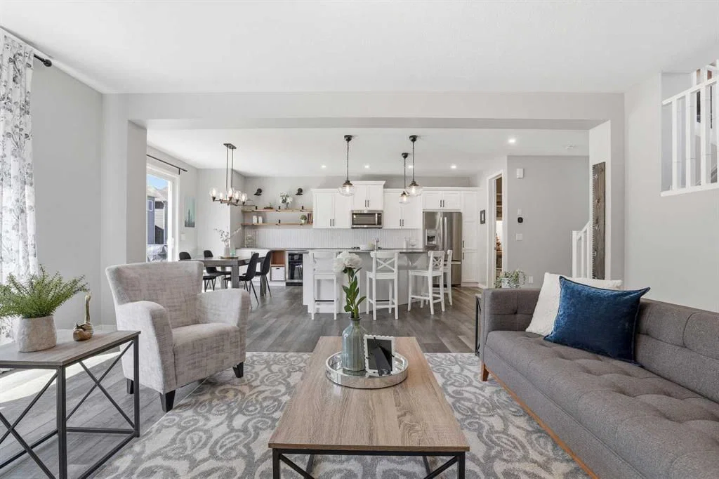 25 Yorkville Green SW, Calgary — photo 5 of 47