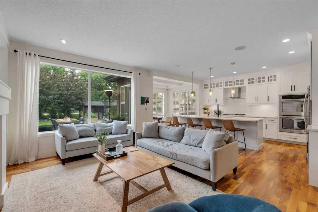 72 Quarry Landing SE, Calgary — photo 5 of 50