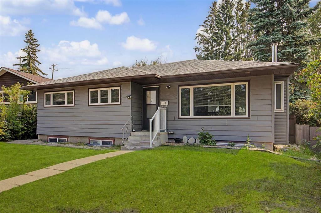 18 Collingwood Place NW, Calgary — main listing photo