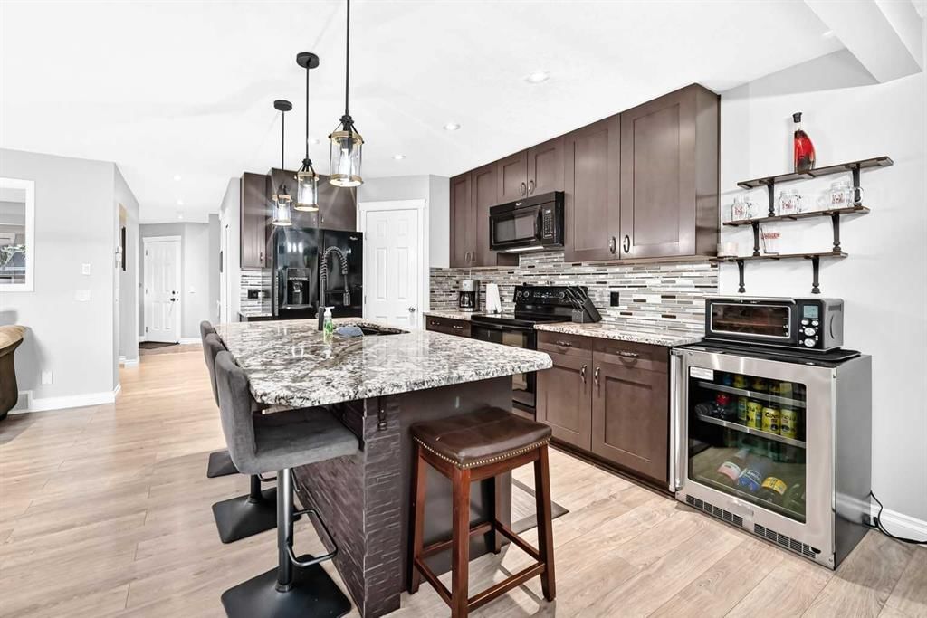 265 Bridleridge View SW, Calgary — photo 5 of 32