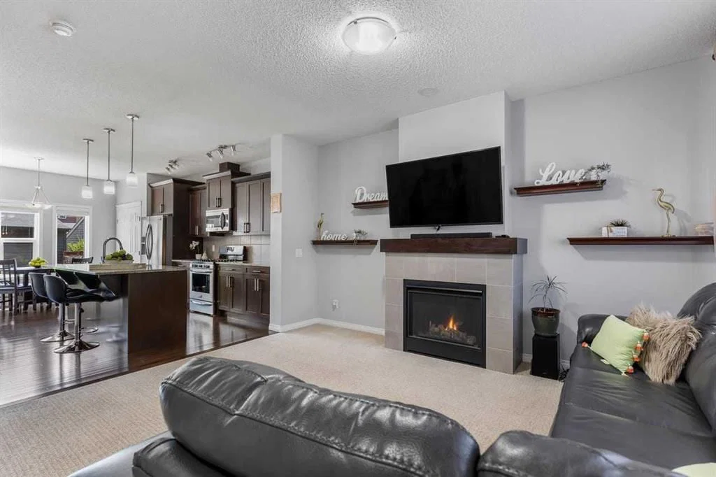 51 Walgrove Terrace SE, Calgary — photo 4 of 50